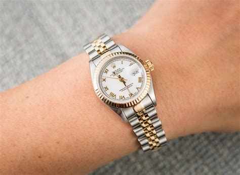 rolex lady datejust 26mm vs 31mm|rolex datejust 26mm ladies price.